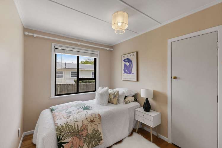 1/27 Peach Road Glenfield_12