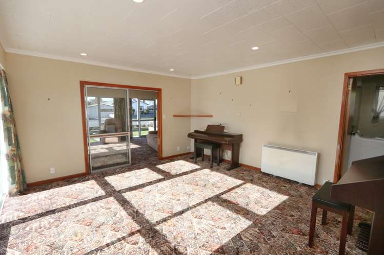 17 Walshs Road Allenton_9