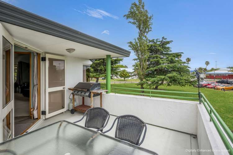 15a Menin rd Onekawa_23