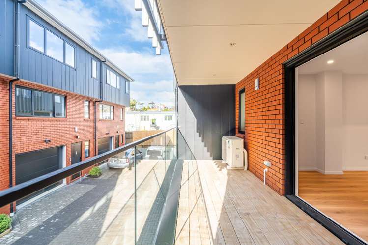 2/26 Morton Avenue Forrest Hill_20