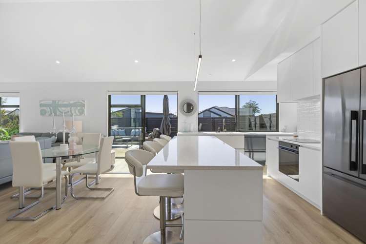 52 Manakura Street Russley_5