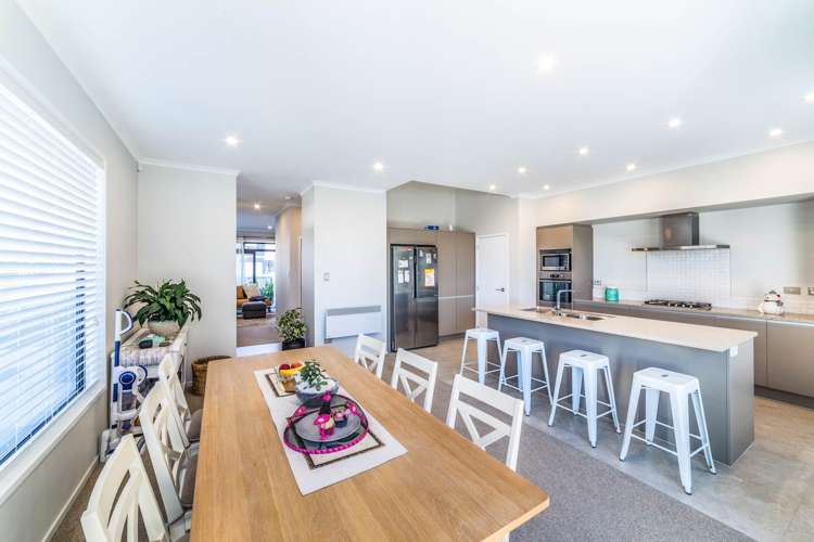 2 Weta Road Hobsonville_11