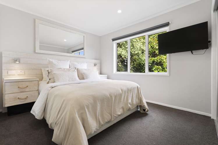 21 Albert Hall Drive Red Beach_11