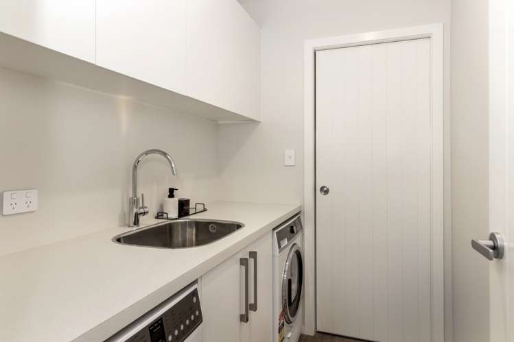 15 Nanchang Road Burleigh_17