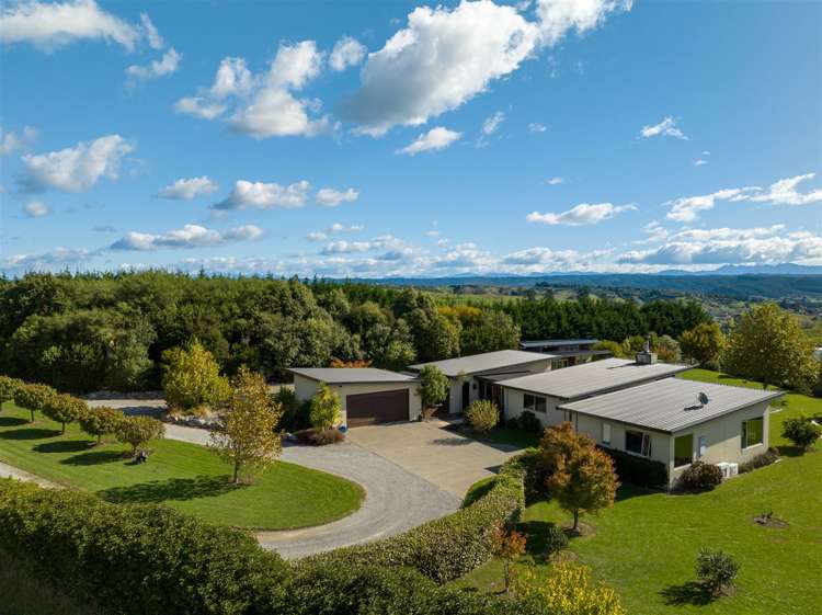 354 Bridge Valley Road Wakefield_2