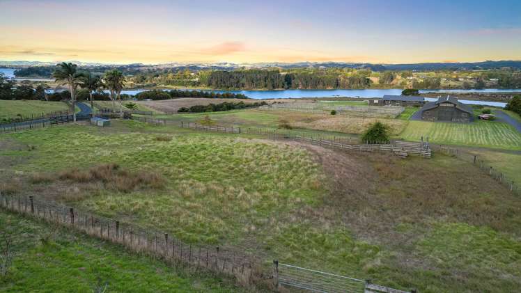 175 Broomfields Road Whitford_27