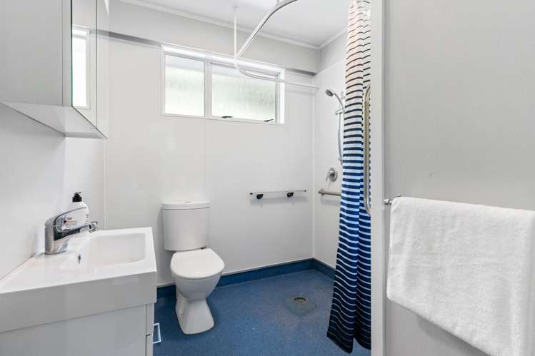 5 Brydon Way Paparangi_7