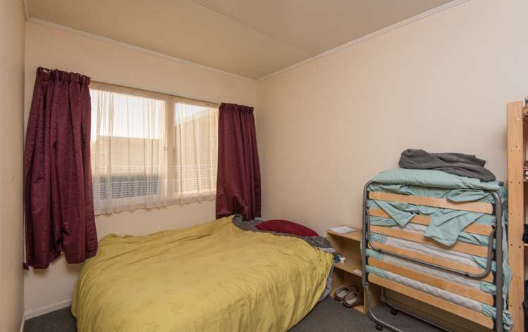 2/10 Arapiki Road Stoke_5