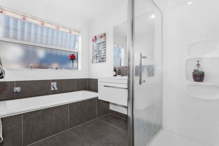 13 Larmer Drive Kumeu_5