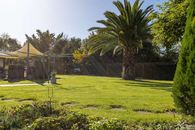 1 Curnow Place Leamington_25