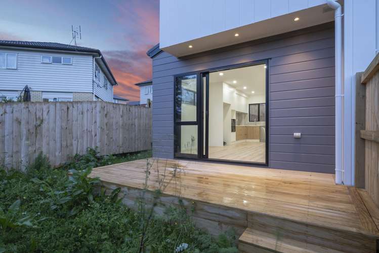 8/40 Saint Leonards Road Kelston_8