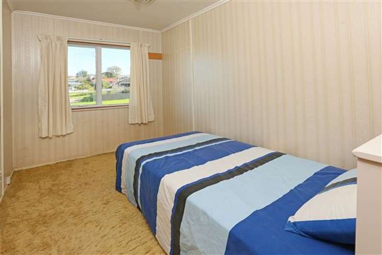 21 Lyndhurst Road Te Atatu South_16