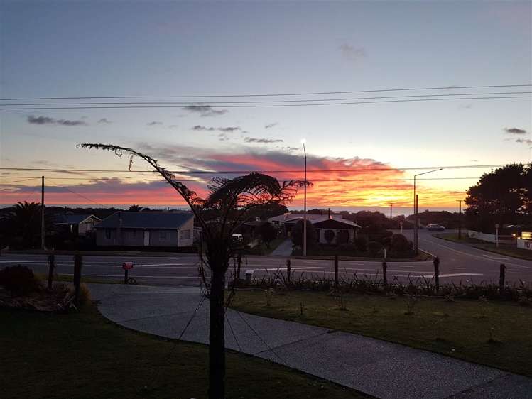 339 Main South Road Paroa_25