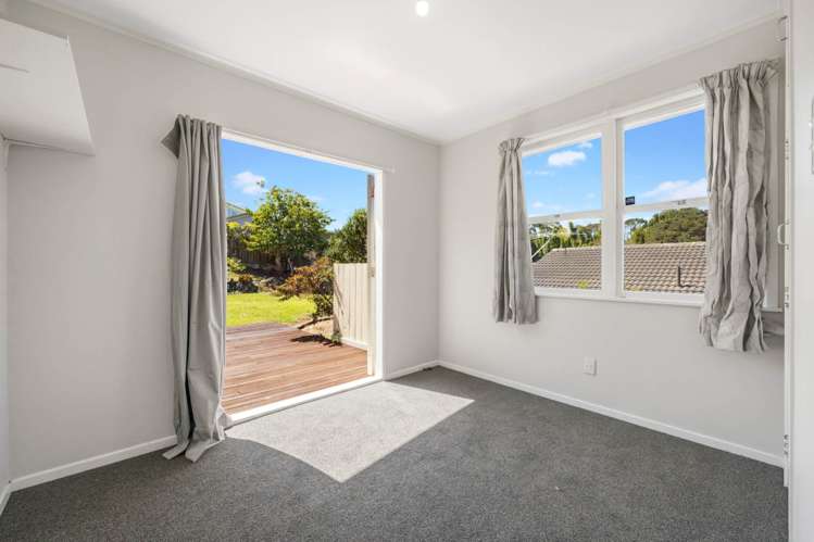 38 Sheridan Drive New Lynn_8