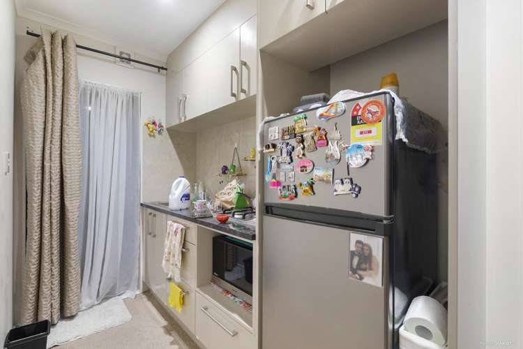 8 Evelina Lane Flat Bush_10