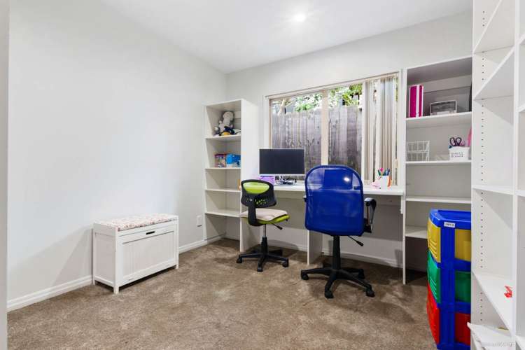 37 South Kensington Way Henderson_10