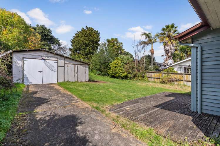 150 The Drive Epsom_7