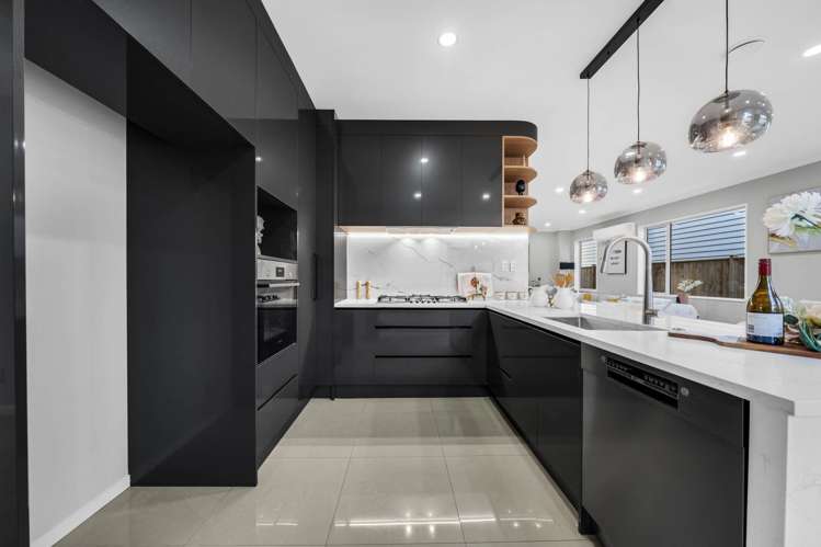 57 Kerrykeel Drive Flat Bush_10