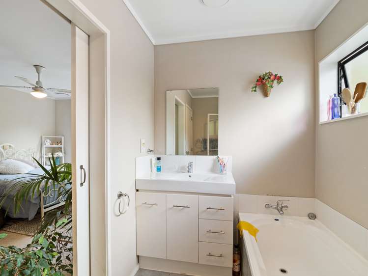 2/49 Carlisle Road Torbay_15