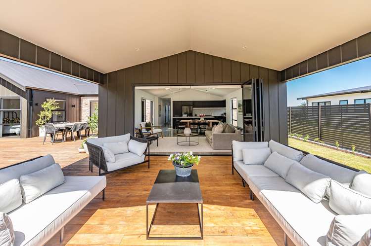 22a Tirimoana Place Otamatea_3