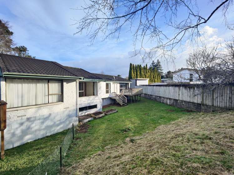 12A Lorraine Place Glenview_12