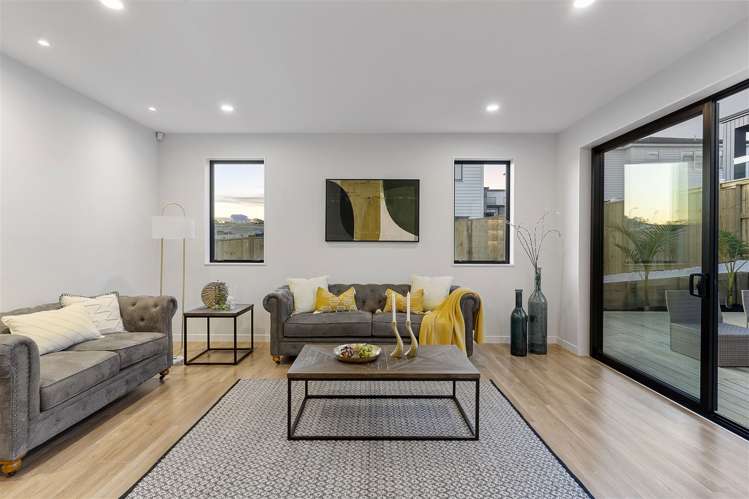 65 Headsail Drive Long Bay_6