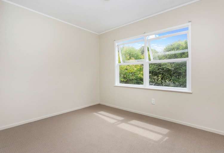 6 Shona Place Henderson_5