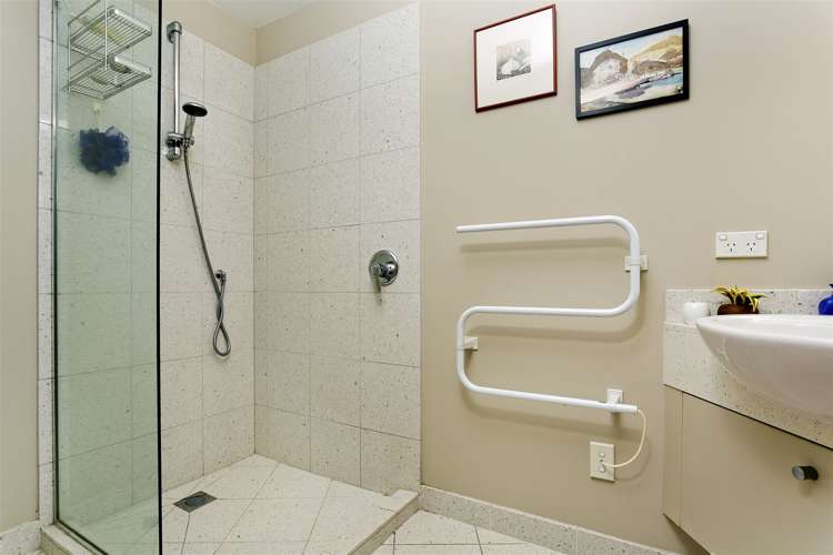 229 Lake Road Belmont_24