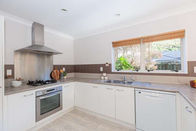41 Erlestoke Crescent Churton Park_1