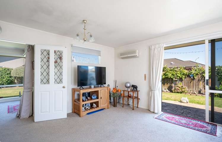 5 Rosaline Frank Street Stoke_11