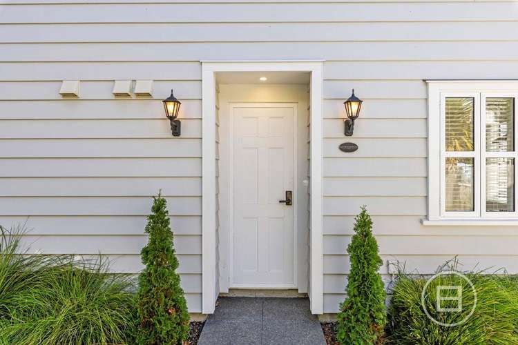 2/21 Buffon Street Waltham_14