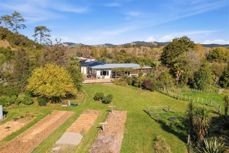 915 Thorpe-Orinoco Road Dovedale_21