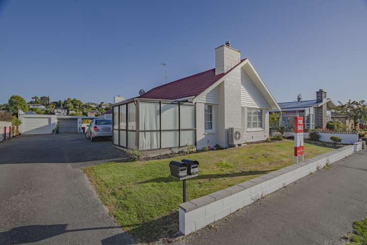 2/75 Ranui Avenue Waimataitai_13