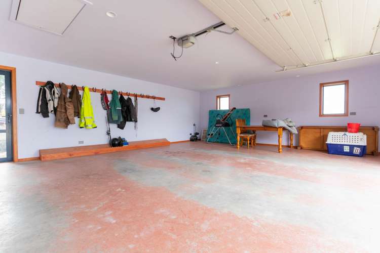 330 Sinclair Road Te Anau_16