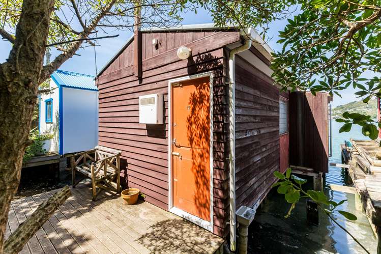 Boatshed 15 Camborne Walkway_3