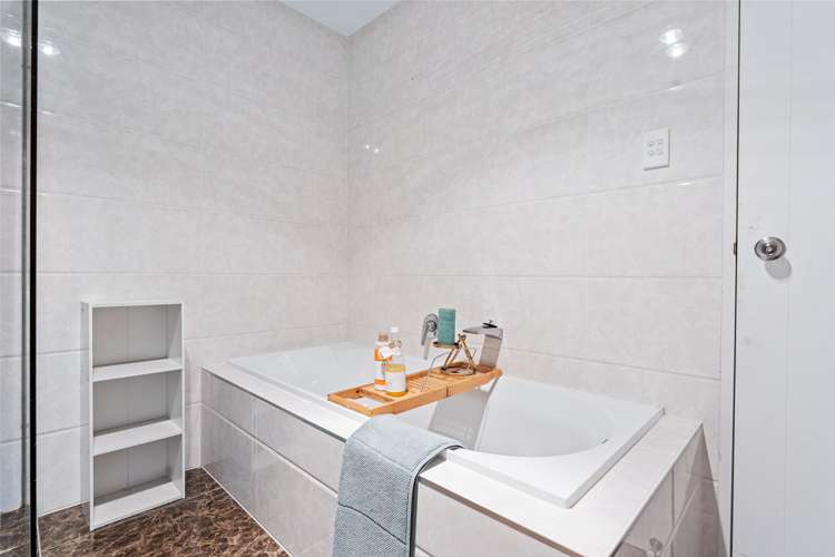 13 Rohi Place Flat Bush_21