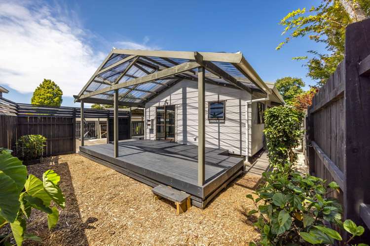 2/31 Gill Avenue Te Atatu Peninsula_7