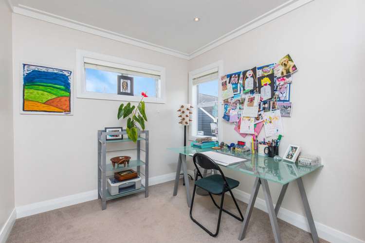 60 Marine Parade Mellons Bay_37