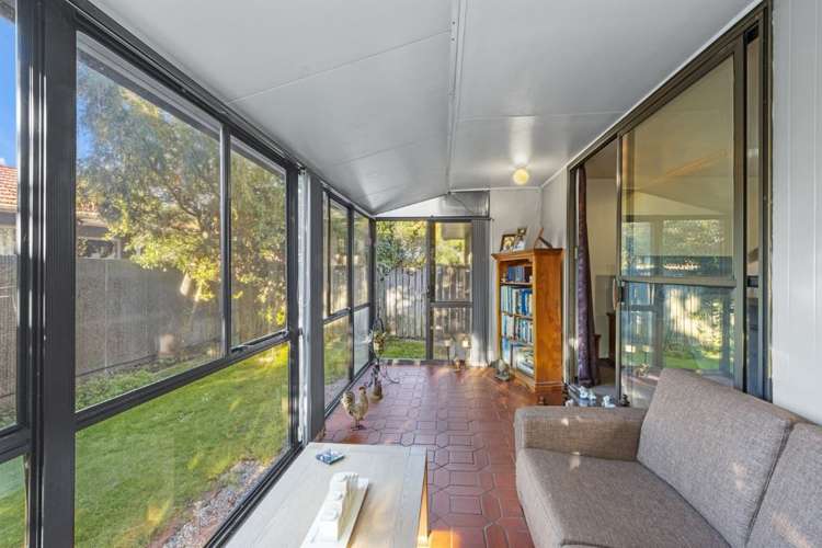 18 Hersham Place Bromley_7