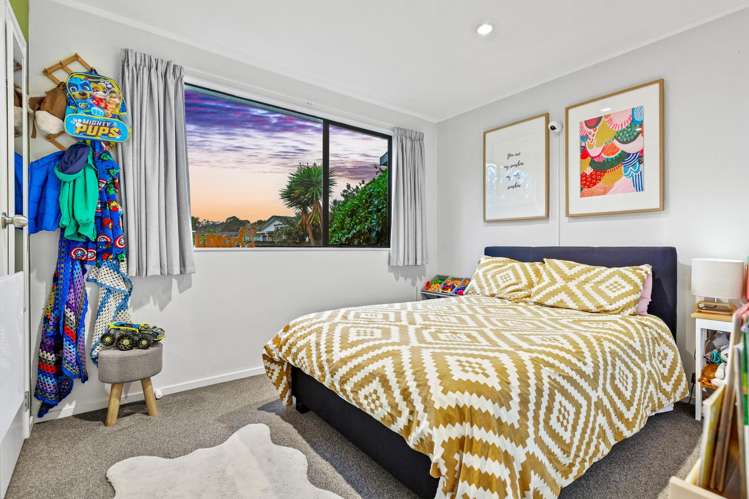 2/239 Waitemata Drive Ranui_11