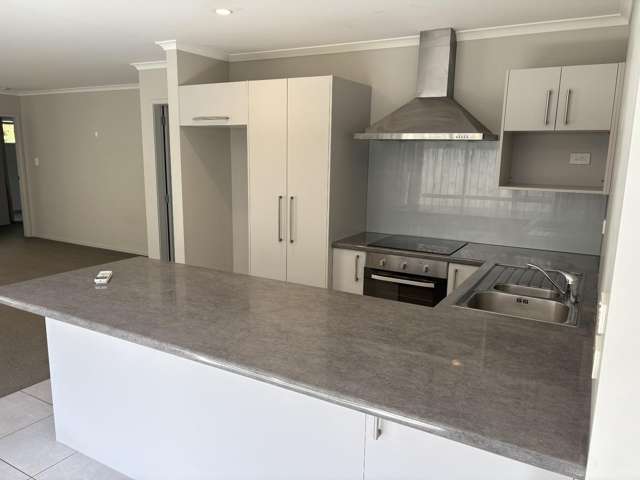 8 Rire Hau Lane Pyes Pa_4