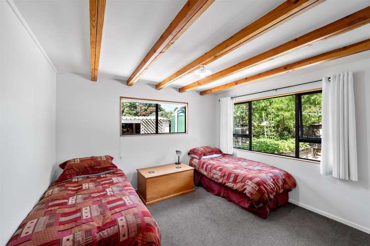 85 Bishop Road Parapara_14