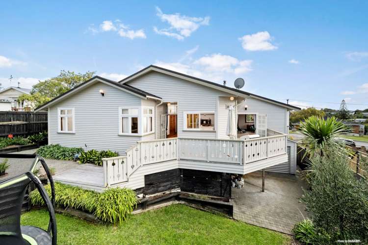 61 Uxbridge Road Mellons Bay_15