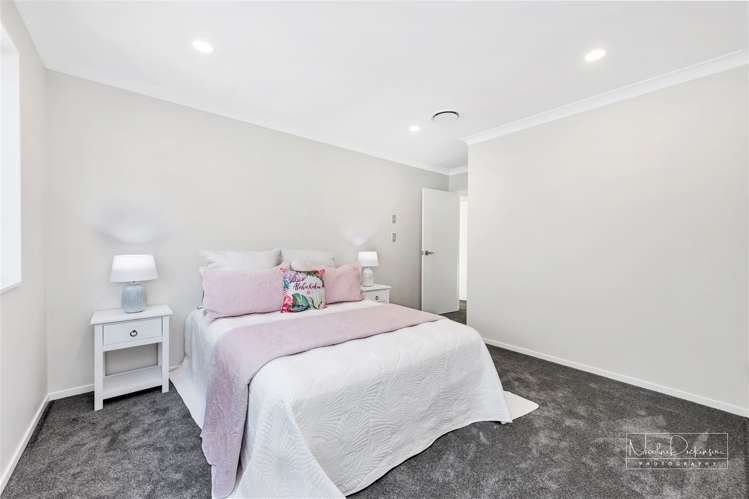 16 Aklander Rise Flat Bush_23