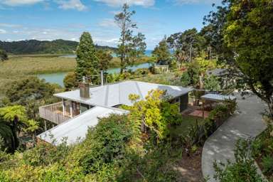 642 Huia Road_2