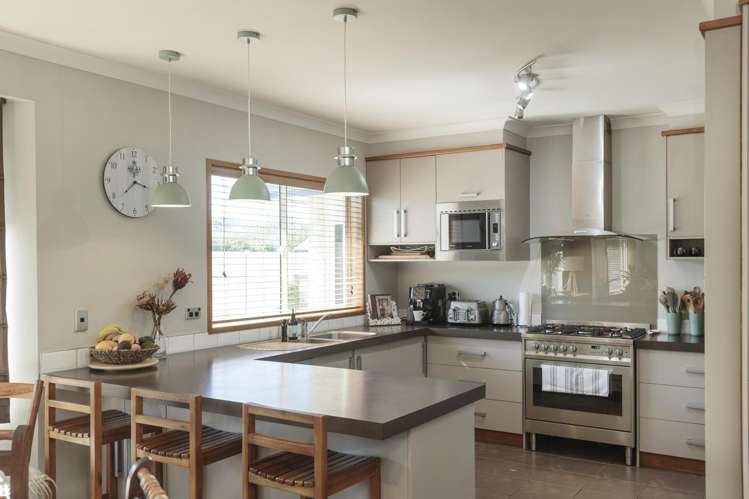 20 Margaret Place Lytton West_3