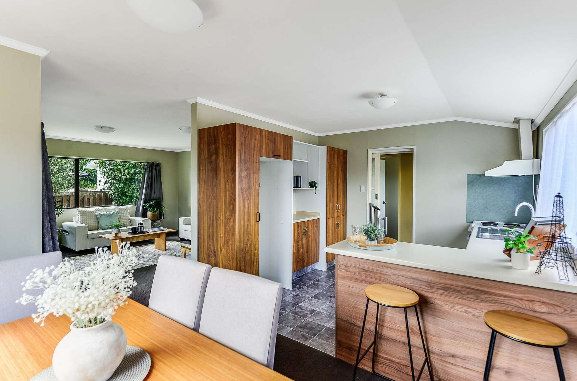 5/55 Tuhikaramea Road Dinsdale_0