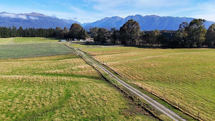 140 Tutoko Lane Te Anau_4