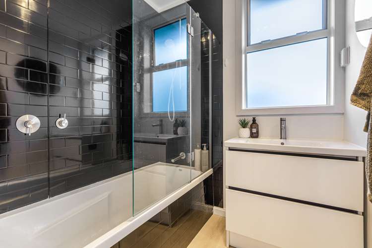 1c Glynnbrooke Street Te Atatu South_11