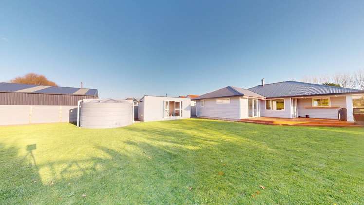 82 Willoughby Street Halcombe_16